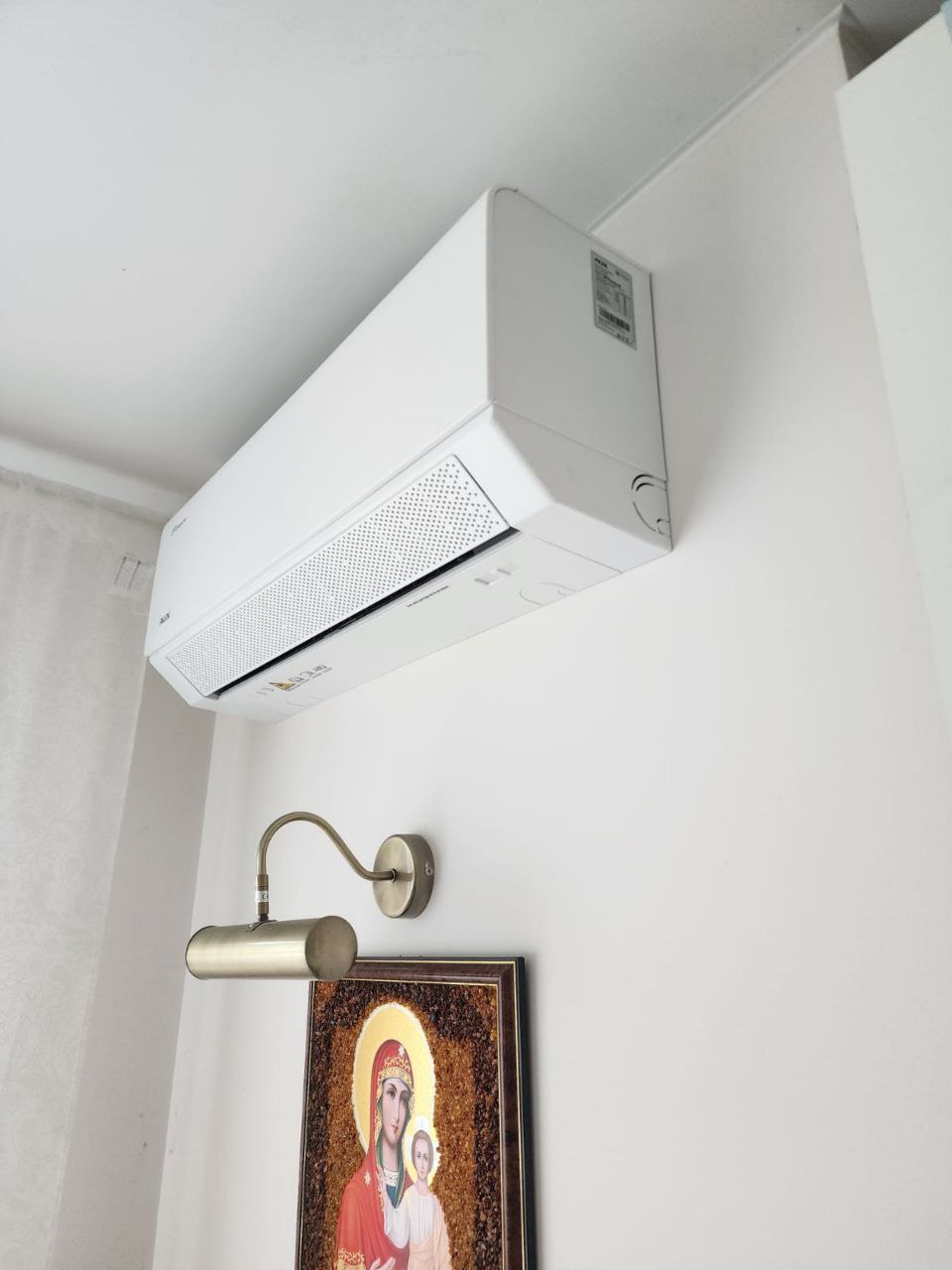 Сплит система Aux ASW-H09A4/BA-R2DI / AS-H09A4/BA-R2DI